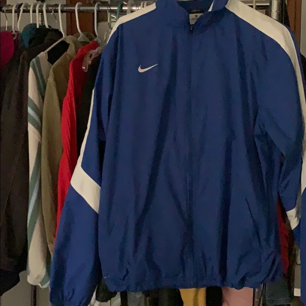 Size xl vintage Nike windbreaker
